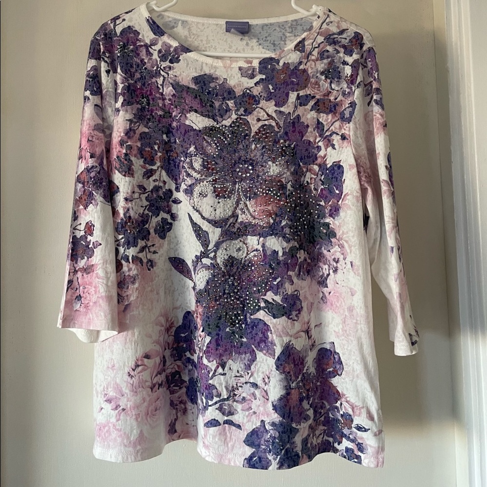 Laura Scott long-sleeved purple blouse. Size: Large.